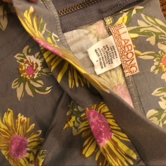 Billabong Designers Closet Floral Zip Up Mini Skirt - Picture 4 of 4
